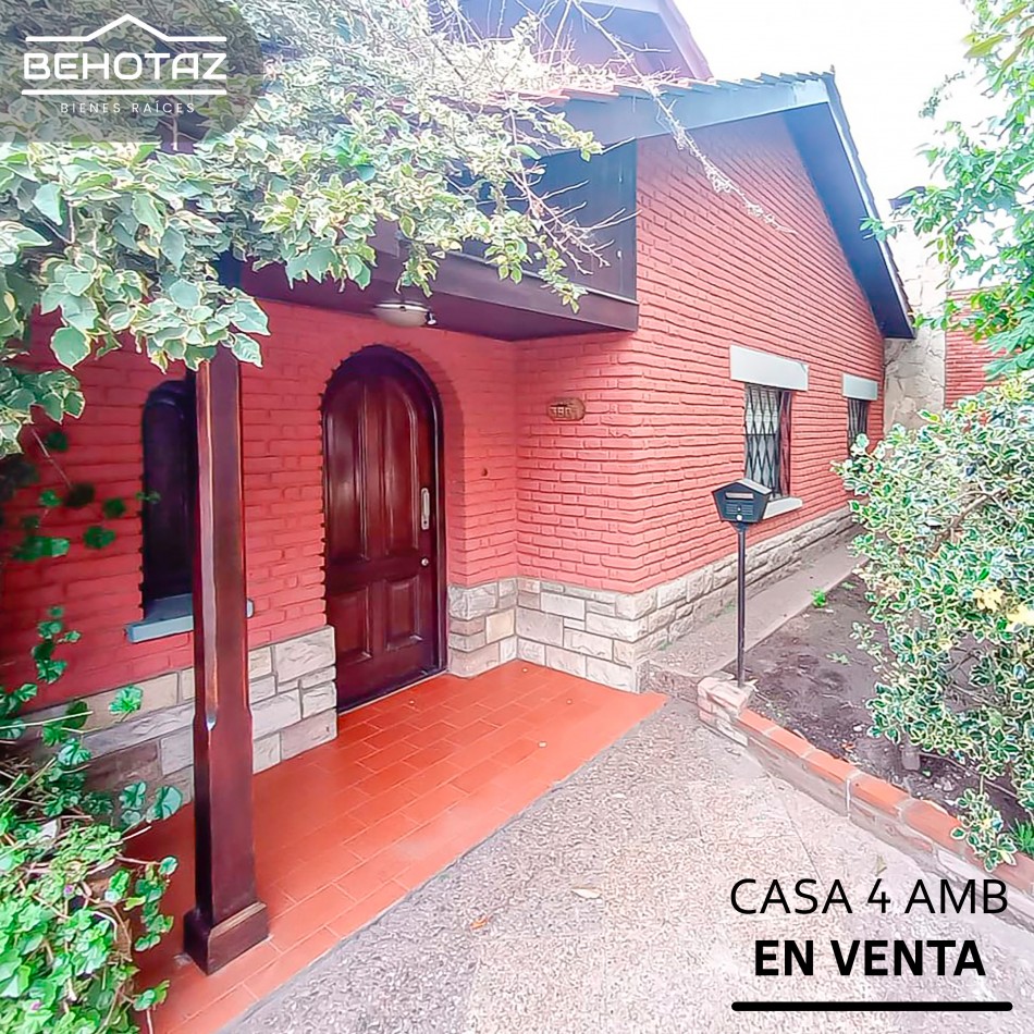 CASA DE 4 AMBIENTES EN EL BARRIO SAN JOSE. EN VENTA. MAR DEL PLATA