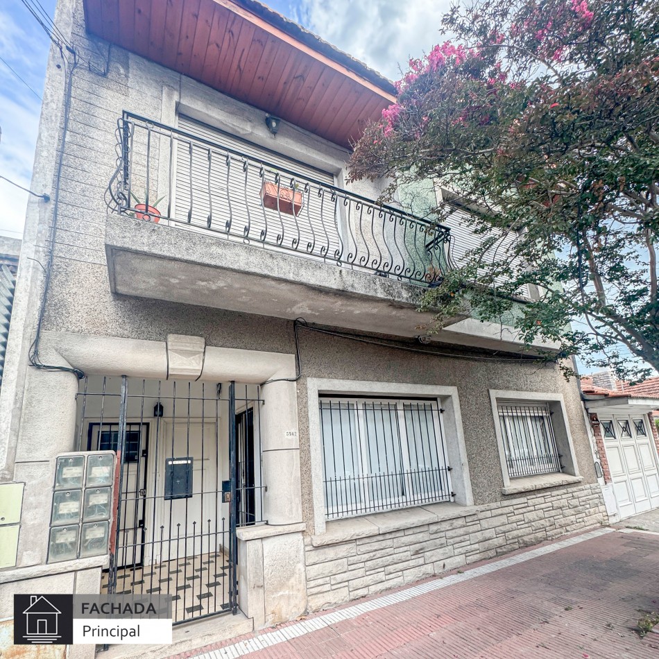PH 3 AMBIENTES CON PATIO EN VENTA. BARRIO CHAUVIN, MAR DEL PLATA