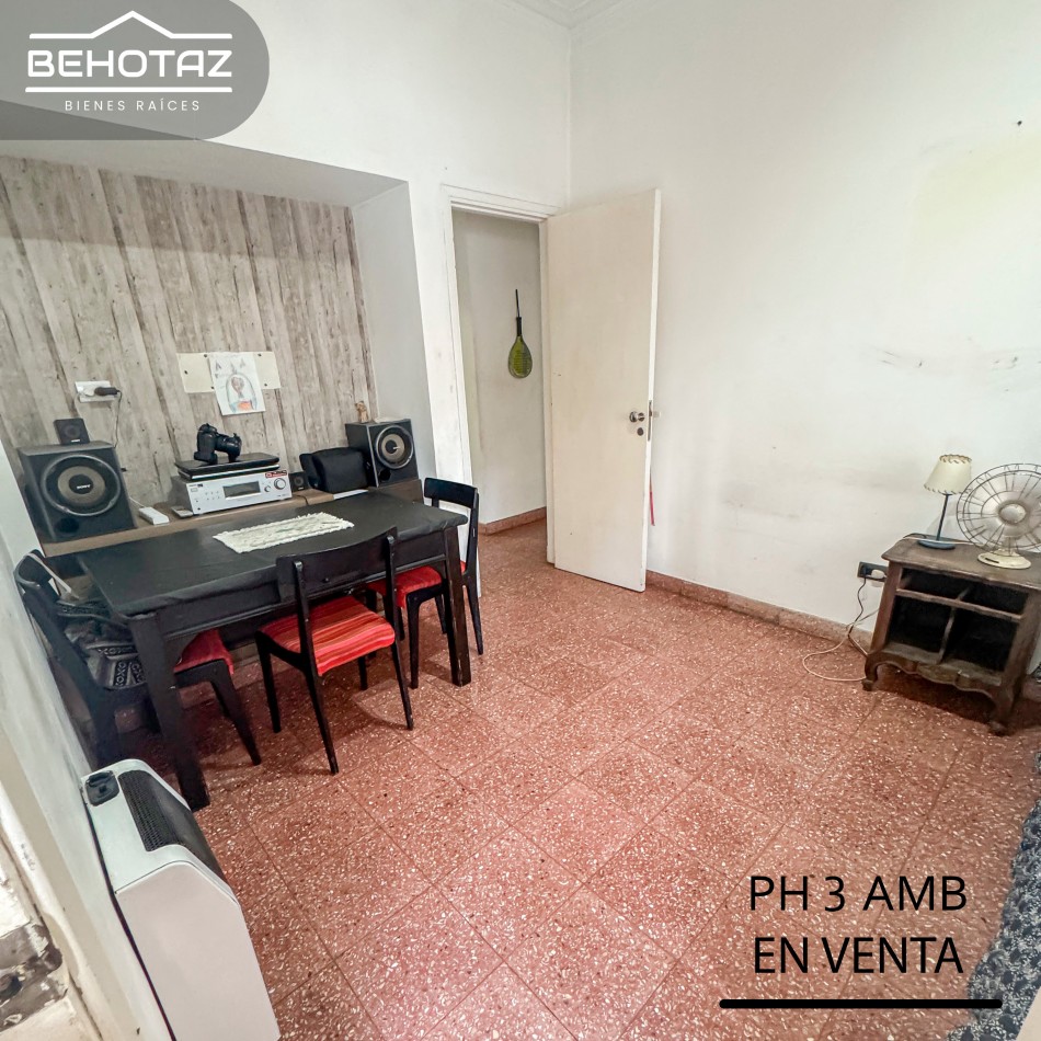 PH 3 AMBIENTES CON PATIO EN VENTA. BARRIO CHAUVIN, MAR DEL PLATA