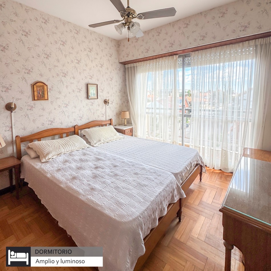 DEPARTAMENTO DE CUATRO AMBIENTES CON VISTA PLENA AL MAR EN ZONA VARESE MAR DEL PLATA