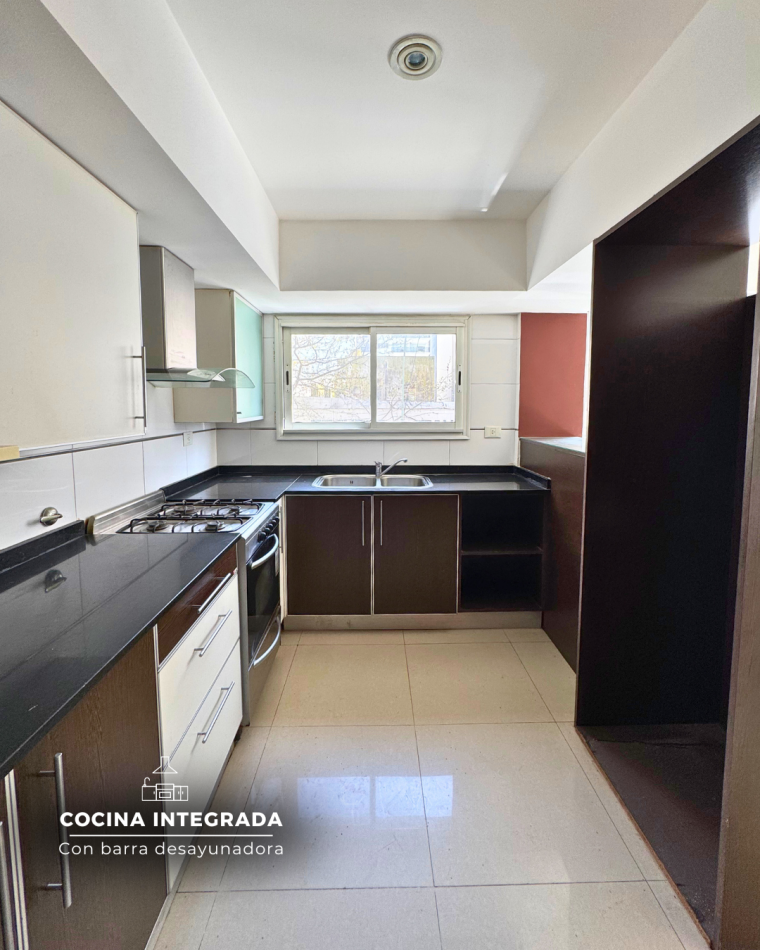 SEMIPISO DE TRES AMBIENTES A METROS DEL MAR. LA PERLA. MAR DEL PLATA