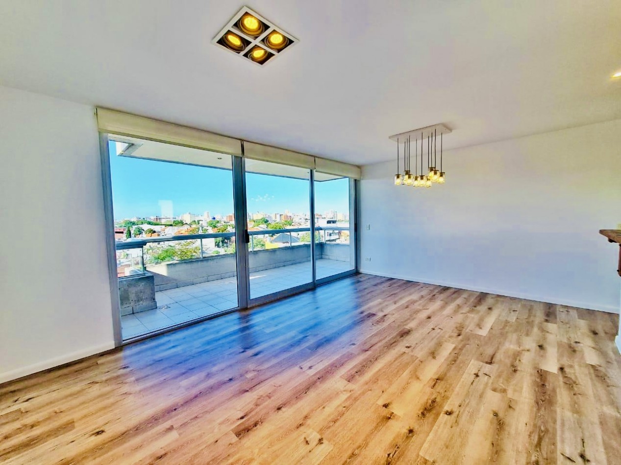 DEPARTAMENTO 2 AMBIENTES CON COCHERA, BALCON TERRAZA Y TERRAZA PRIVADA. MAR DEL PLATA