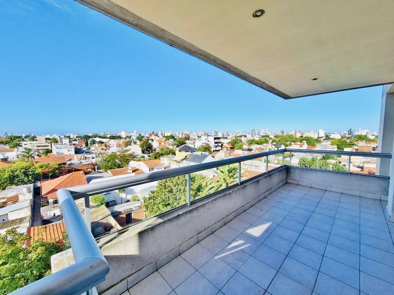 DEPARTAMENTO 2 AMBIENTES CON COCHERA, BALCON TERRAZA Y TERRAZA PRIVADA. MAR DEL PLATA