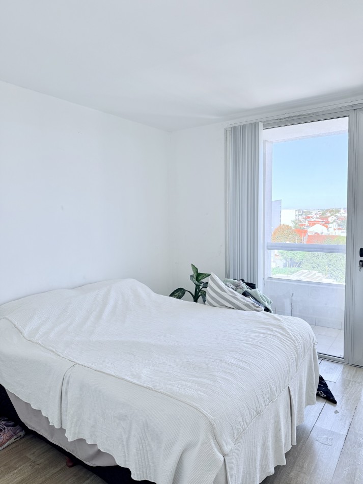 VENTA SEMIPISO 2 AMBIENTES CON COCHERA, BALCON Y TERRAZA PRIVADA. MAR DEL PLATA