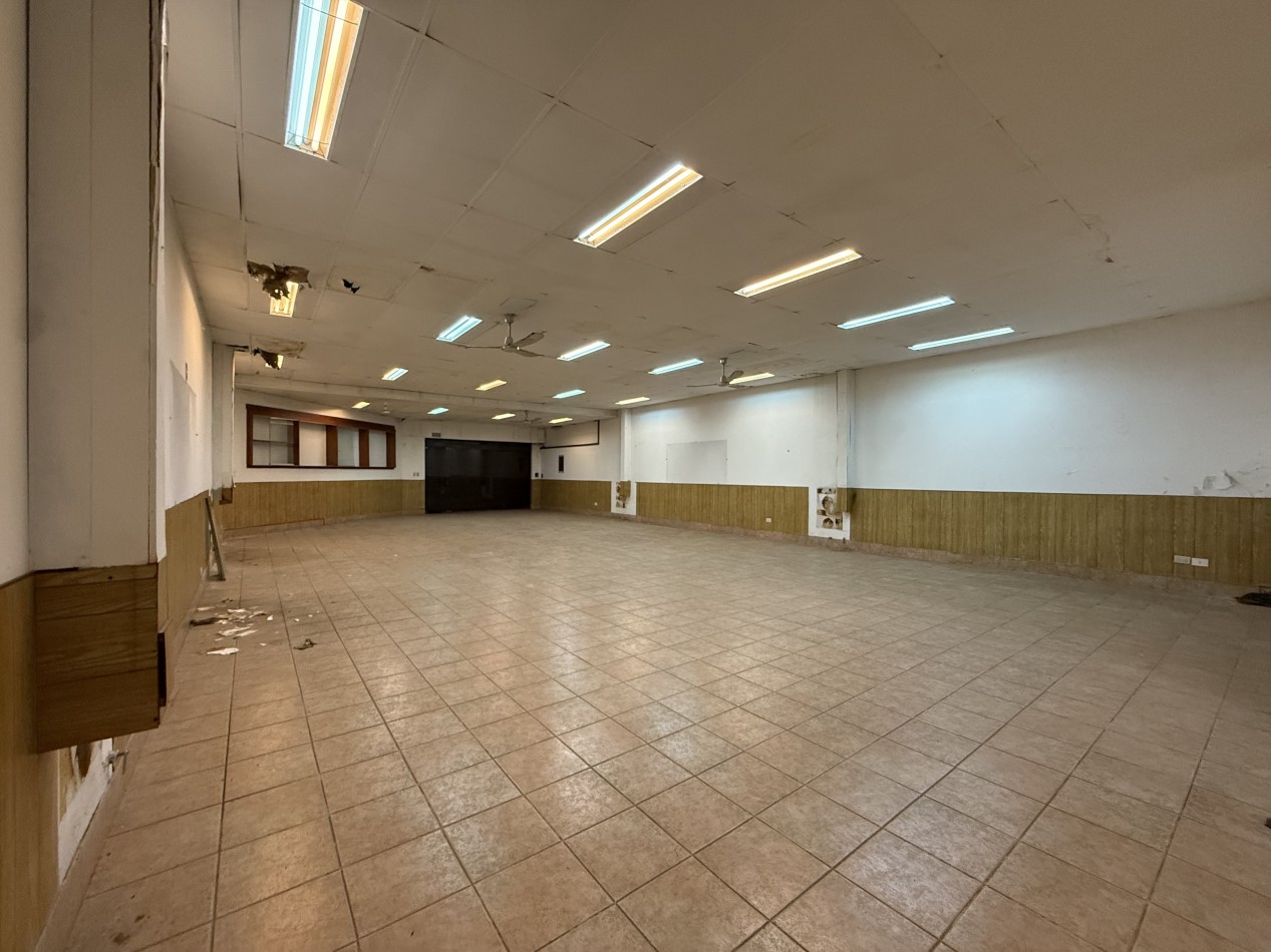 IMPORTANTE LOCAL EN ALQUILER SOBRE AV. COLON. MAR DEL PLATA