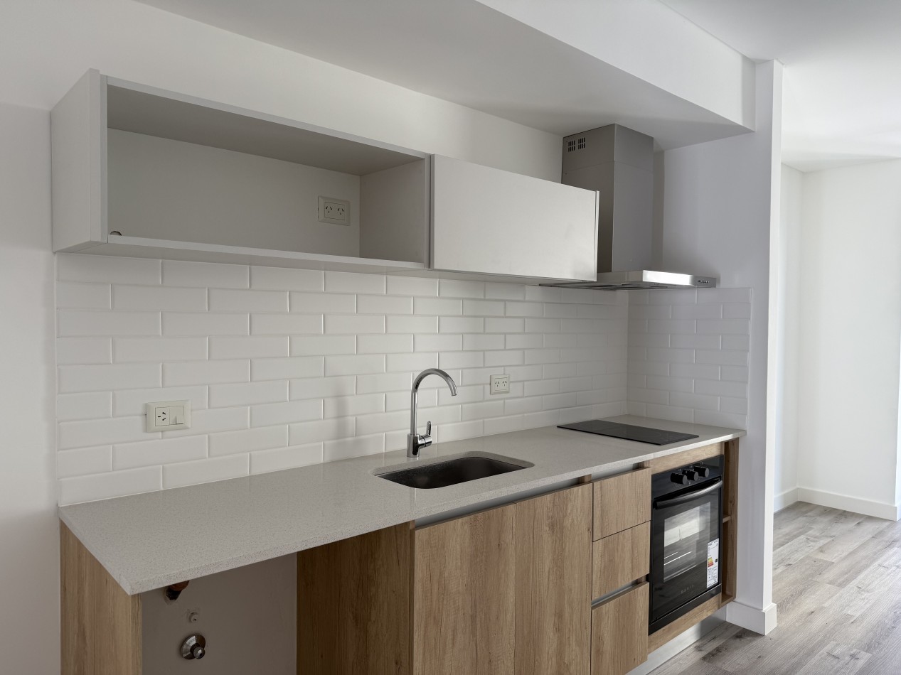 MONOAMBIENTE TIPO LOFT A ESTRENAR CON BALCON. MAR DEL PLATA