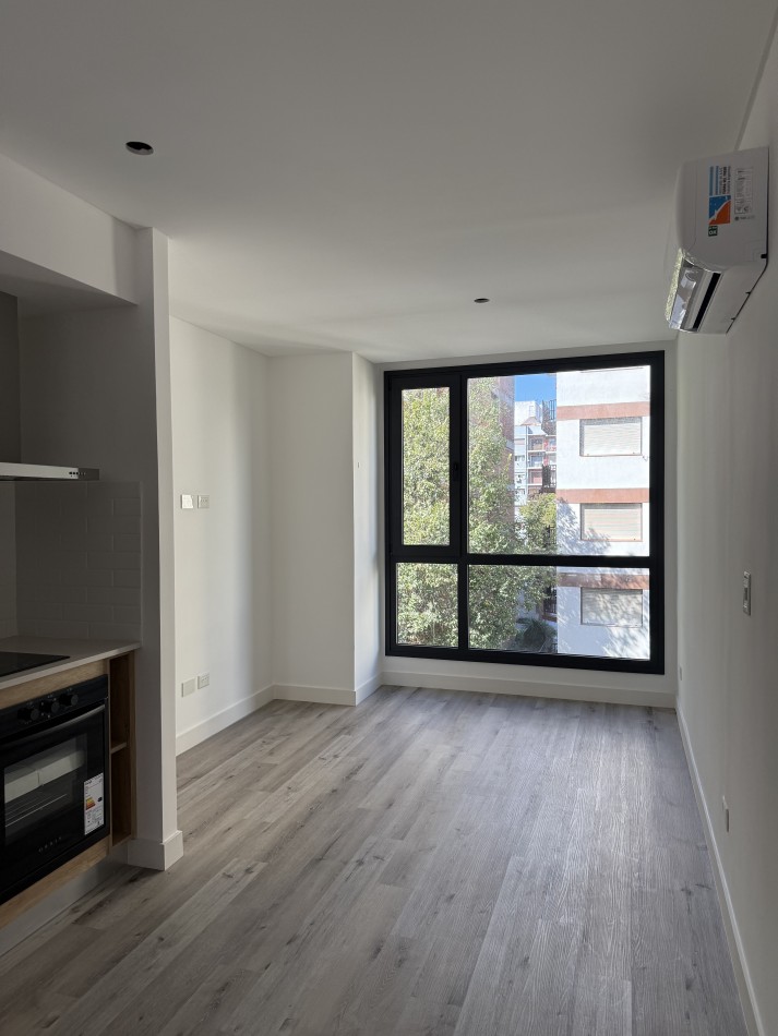 MONOAMBIENTE TIPO LOFT A ESTRENAR CON BALCON. MAR DEL PLATA