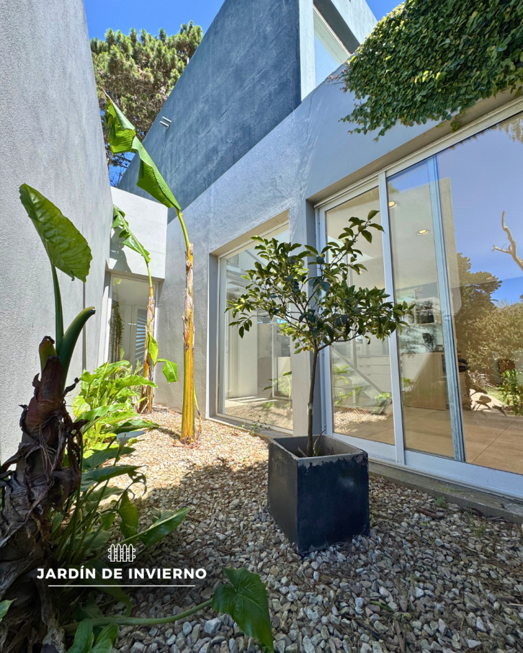 MODERNA CASA 4 AMBIENTES RODEADA DE NATURALEZA BARRIO BARRANCAS DE SAN BENITO, MAR DEL PLATA 