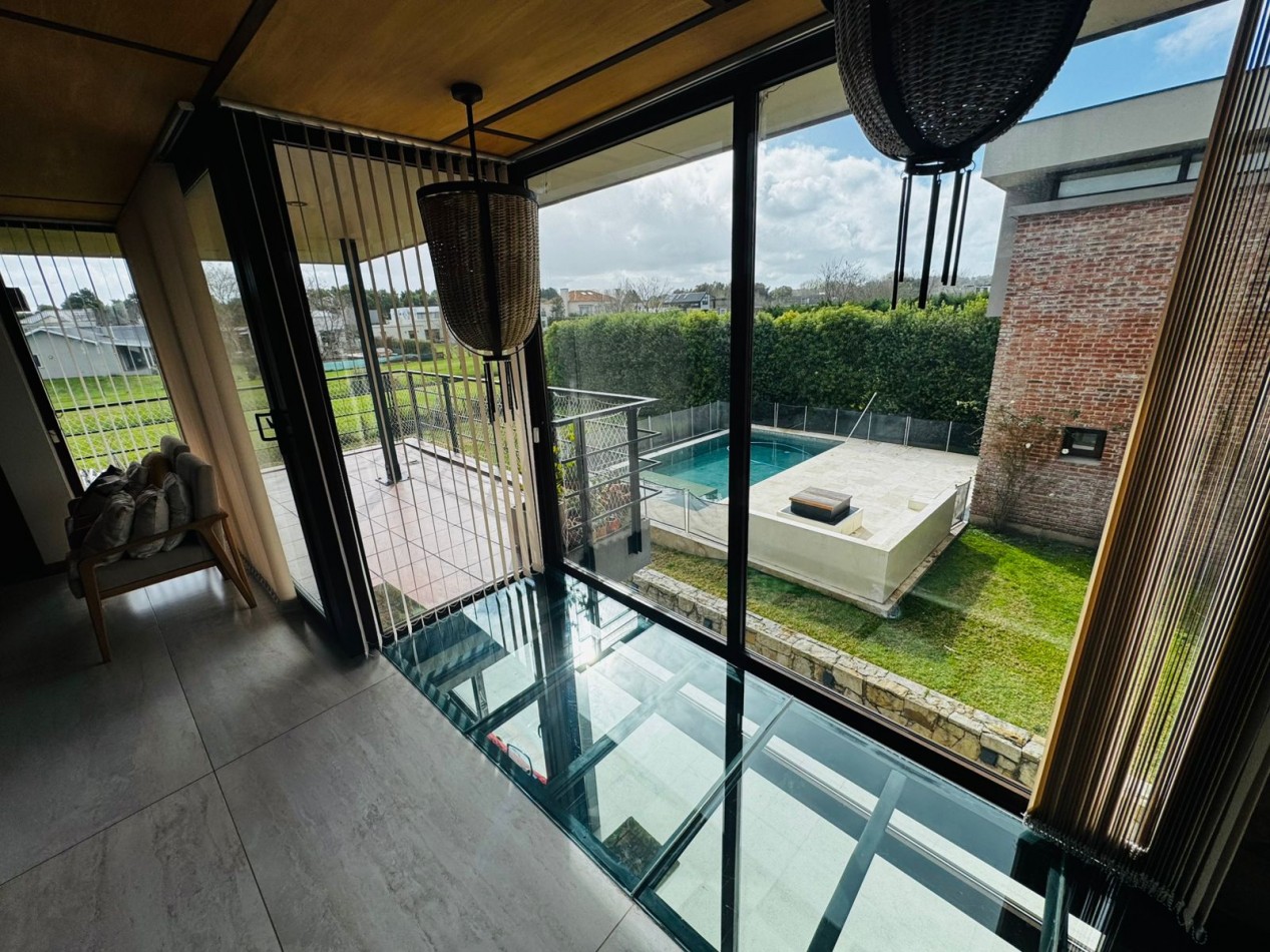 CASA 5 AMBIENTES EN BARRIO PRIVADO ARENAS DEL SUR. MAR DEL PLATA