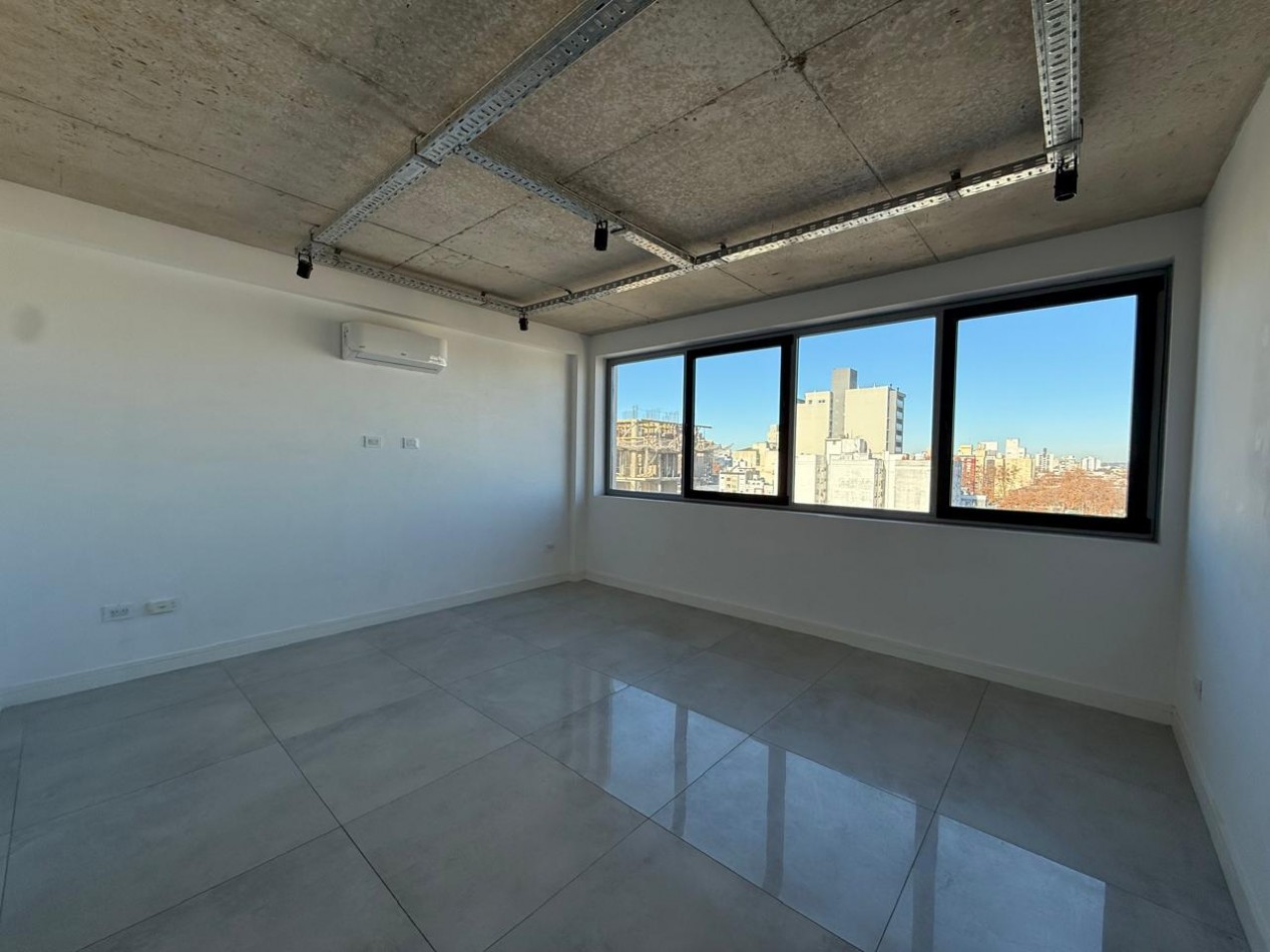MODERNA OFICINA EN VENTA GENUS OFFICE CENTER. MAR DEL PLATA