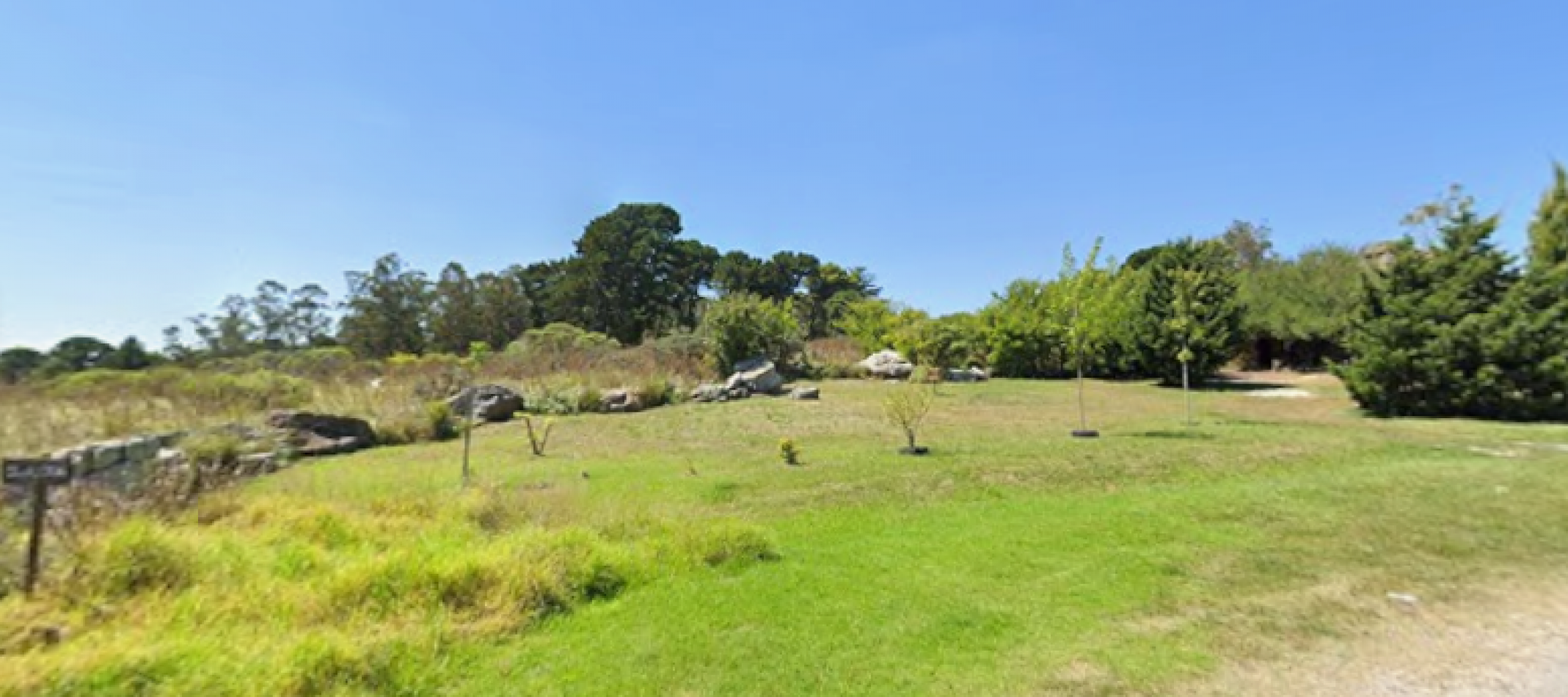 LOTE EN ESQUINA EN SIERRA DE LOS PADRES. MAR DEL PLATA
