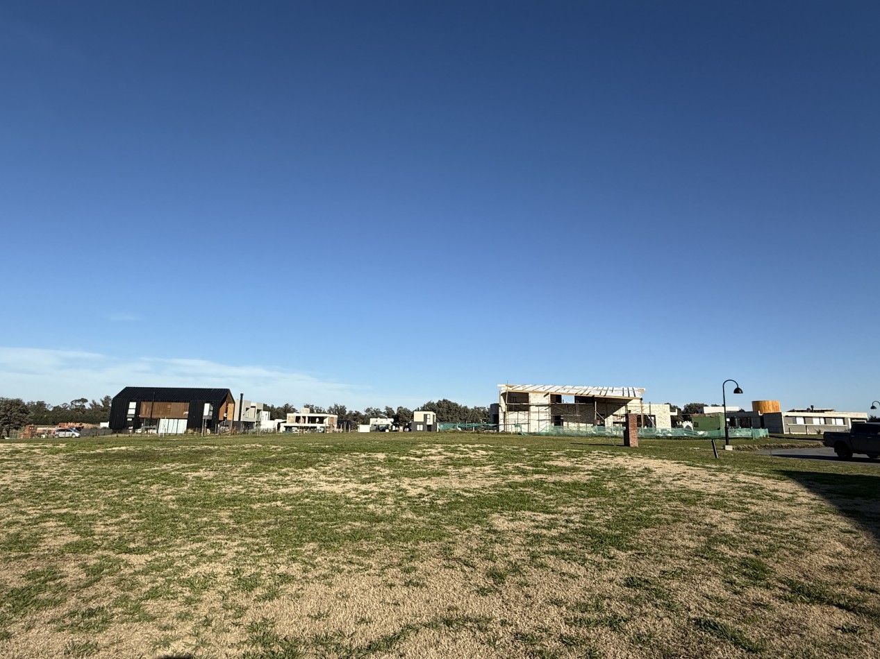 LOTE EN VENTA EN BARRIO PRIVADO CASONAS DEL HARAS. MAR DEL PLATA