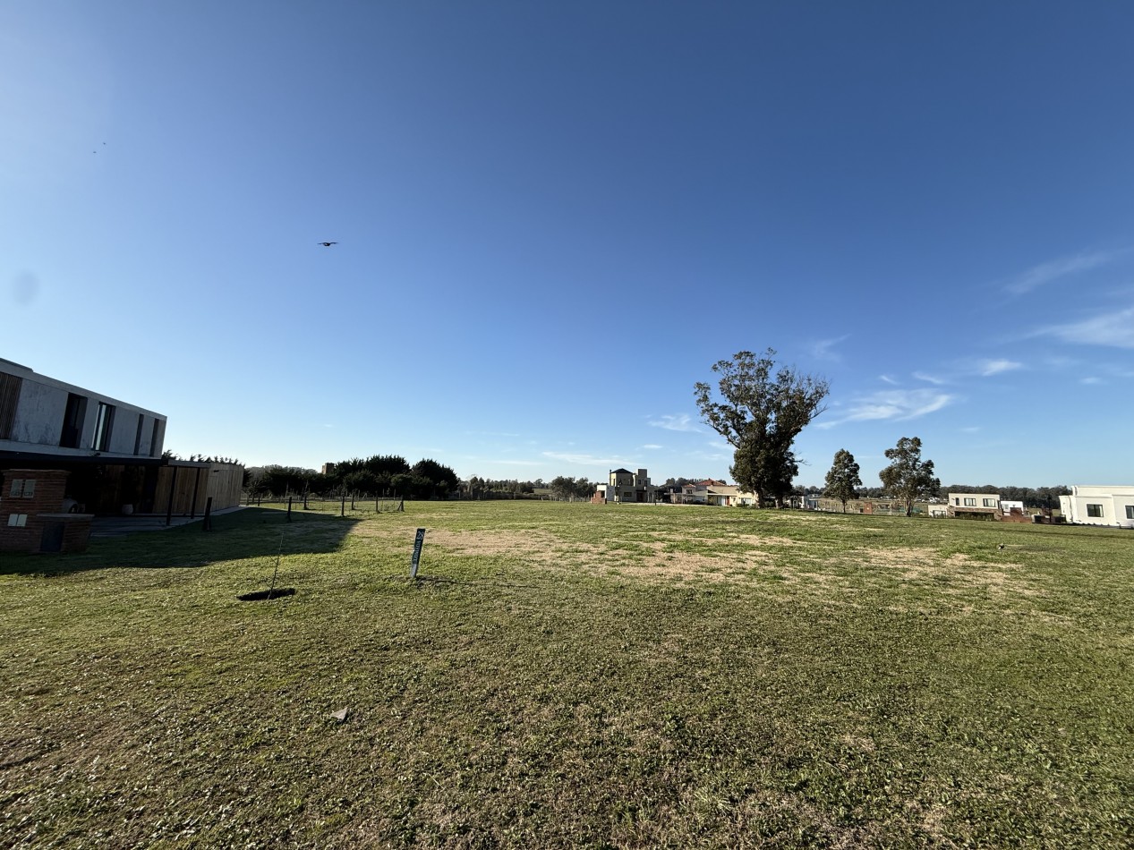 LOTE EN VENTA EN BARRIO PRIVADO CASONAS DEL HARAS. MAR DEL PLATA