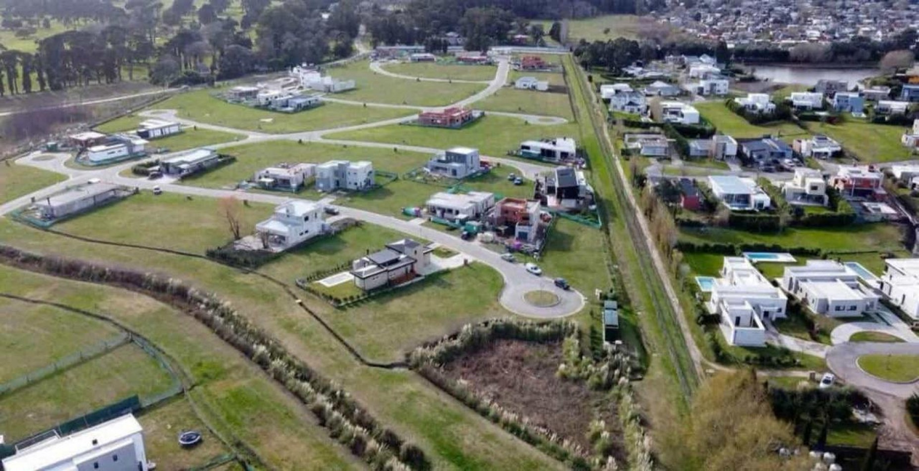 LOTE EN VENTA EN OPORTUNIDAD EN BARRIO PRIVADO ARENAS CHICO. MAR DEL PLATA