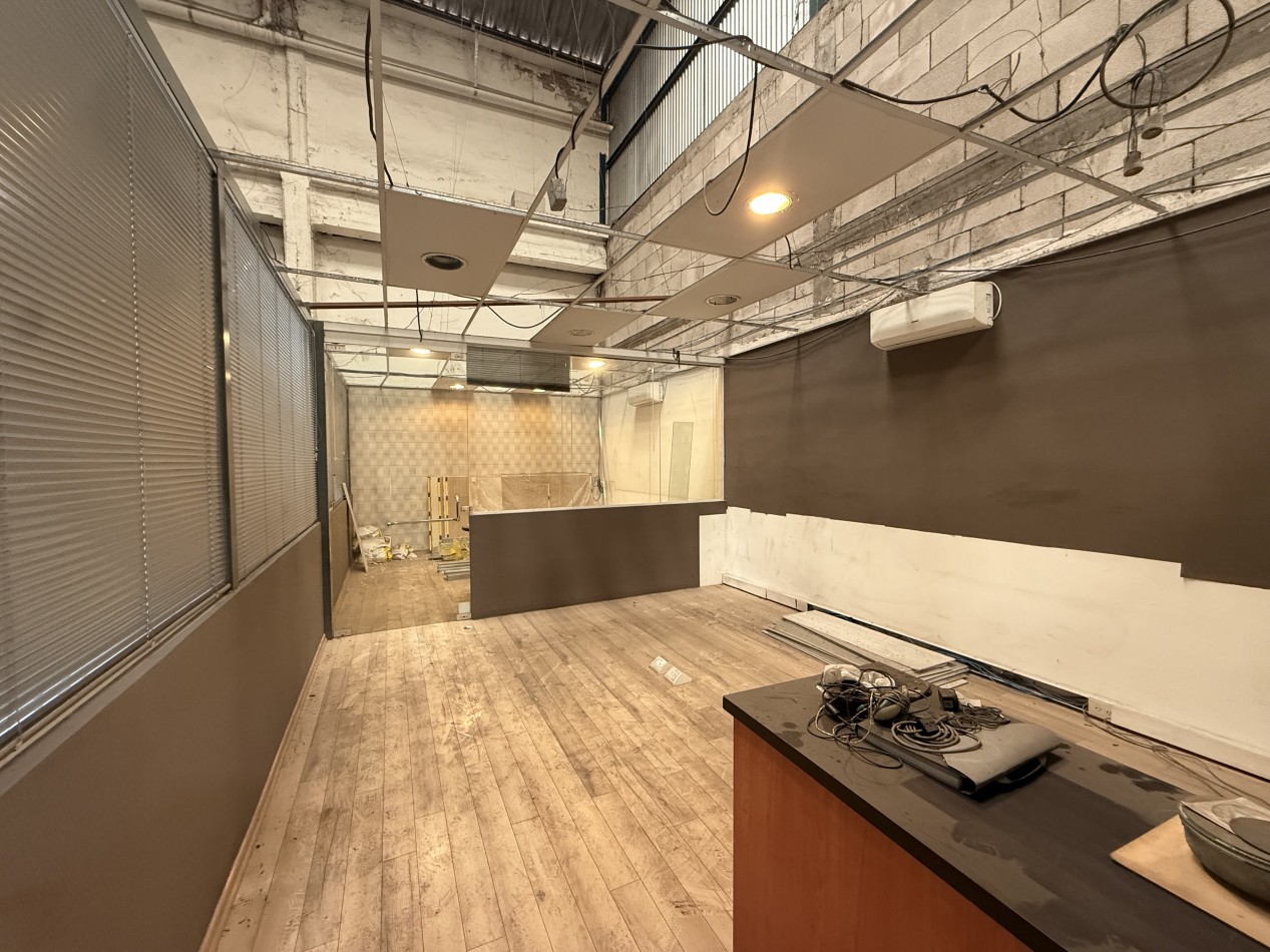 IMPORTANTE LOCAL EN ALQUILER SOBRE AV. CHAMPAGNAT. MAR DEL PLATA