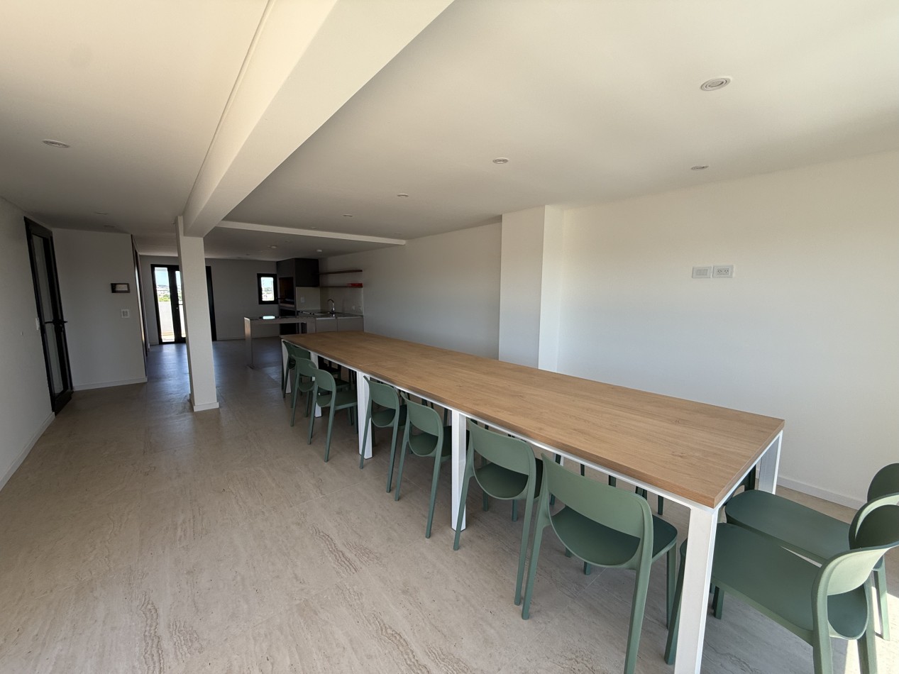 DEPARTAMENTO 2 AMBIENTES A ESTRENAR CON BALCON Y BAULERAS ZONA SAN JOSE. MAR DEL PLATA