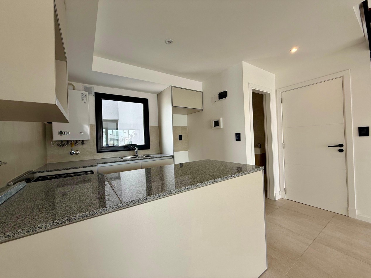 DEPARTAMENTO EN DUPLEX 3 AMBIENTES A ESTRENAR CON COCHERA ZONA ALDREY. MAR DEL PLATA