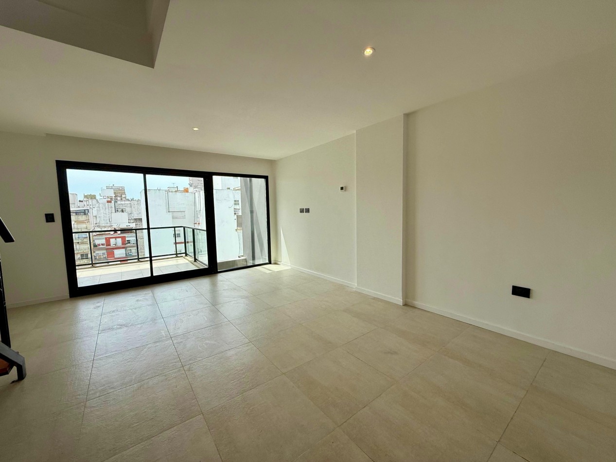 DEPARTAMENTO EN DUPLEX 3 AMBIENTES A ESTRENAR CON COCHERA ZONA ALDREY. MAR DEL PLATA