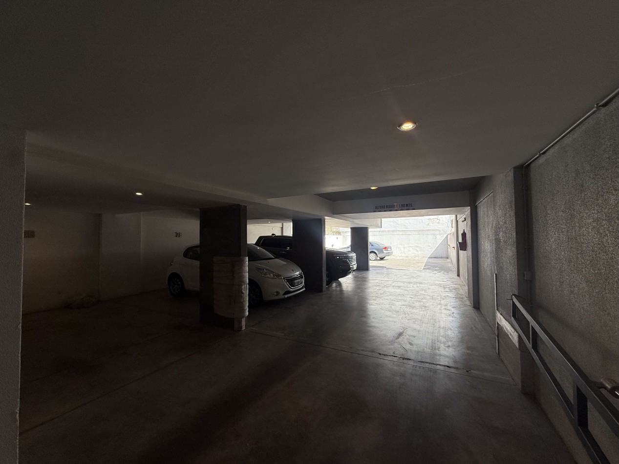 VENTA DEPARTAMENTO 3 AMBIENTES EN EDIFICIO LINEHOUSE CON COCHERA - PLAZA MITRE. MAR DEL PLATA