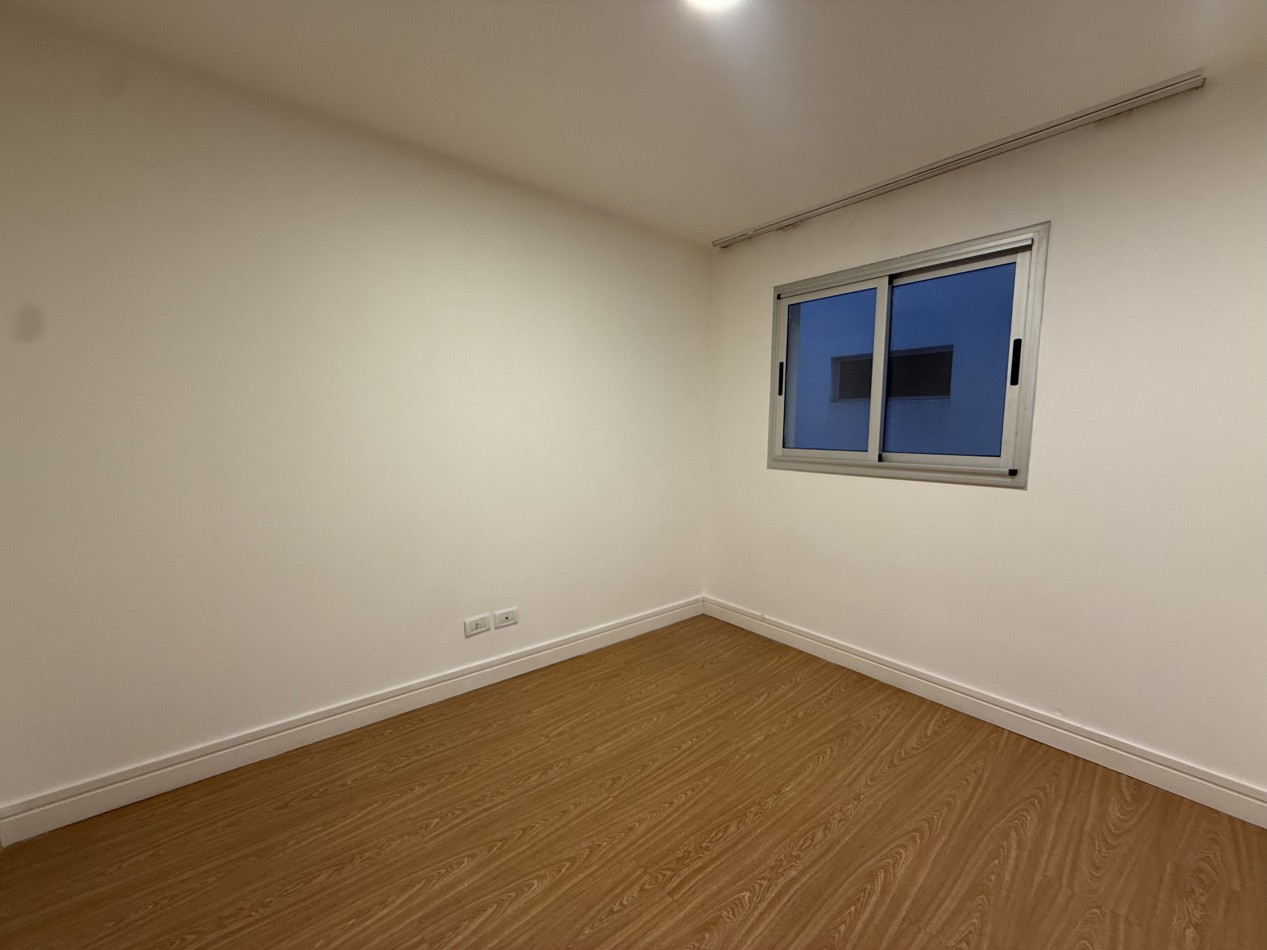 VENTA DEPARTAMENTO 3 AMBIENTES EN EDIFICIO LINEHOUSE CON COCHERA - PLAZA MITRE. MAR DEL PLATA