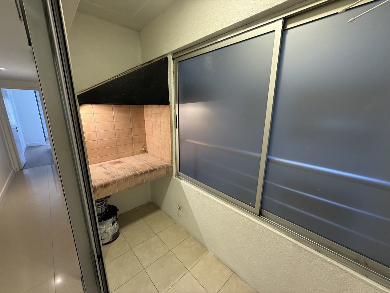 VENTA DEPARTAMENTO 3 AMBIENTES EN EDIFICIO LINEHOUSE CON COCHERA - PLAZA MITRE. MAR DEL PLATA