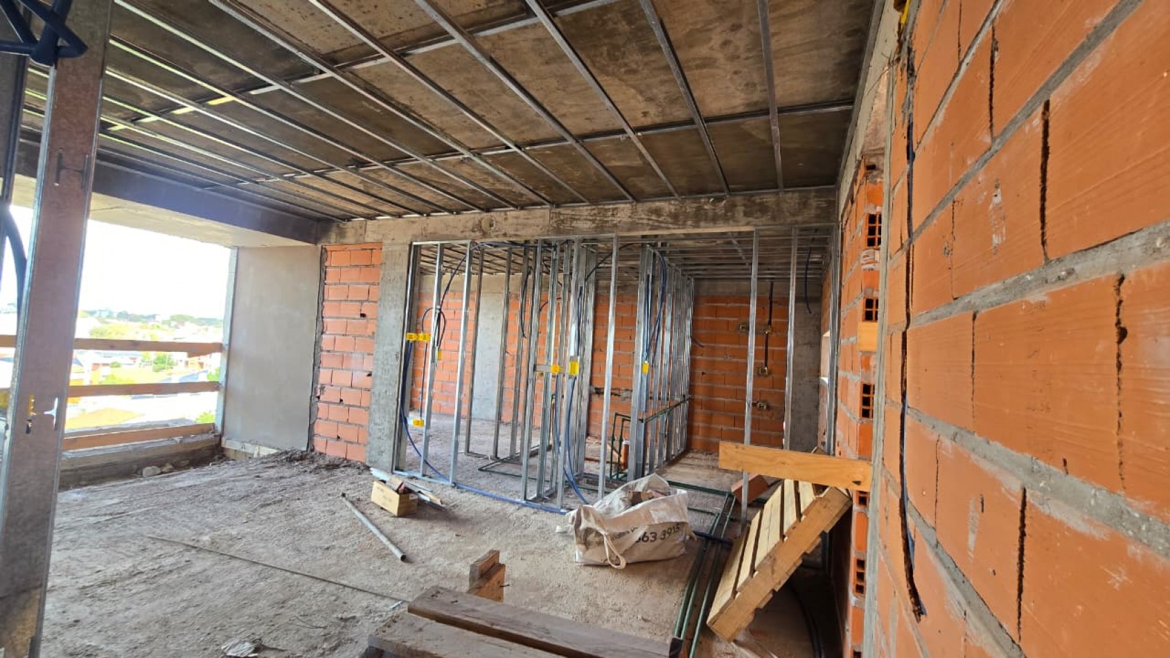 DEPARTAMENTO 2 AMBIENTES A ESTRENAR CON BALCON - A METROS DEL MAR - PARQUE LURO. MAR DEL PLATA