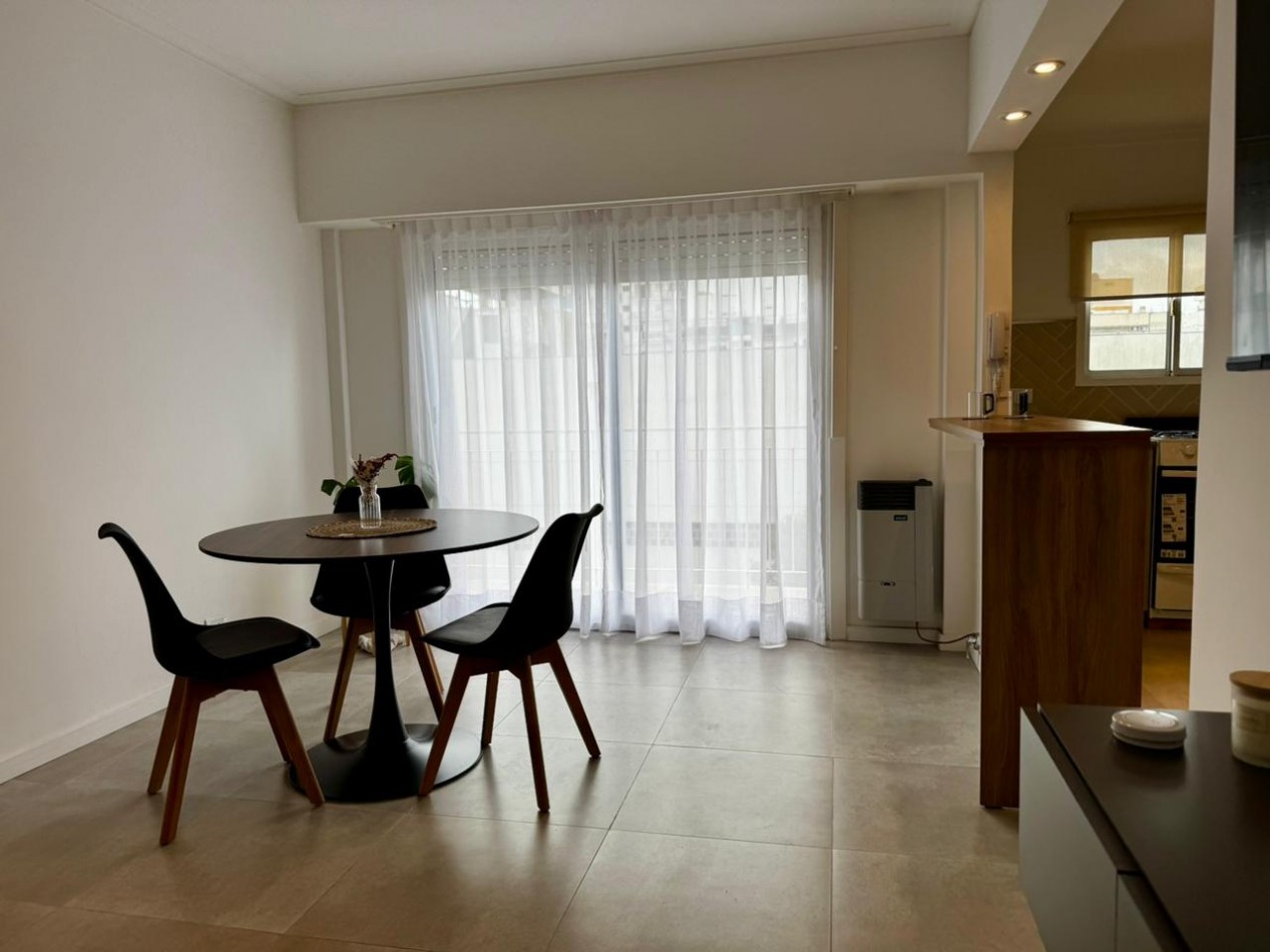 DEPTO 2 AMBIENTES CON BALCON Y COCHERA - APTO CREDITO - ZONA PLAZA MITRE. MAR DEL PLATA