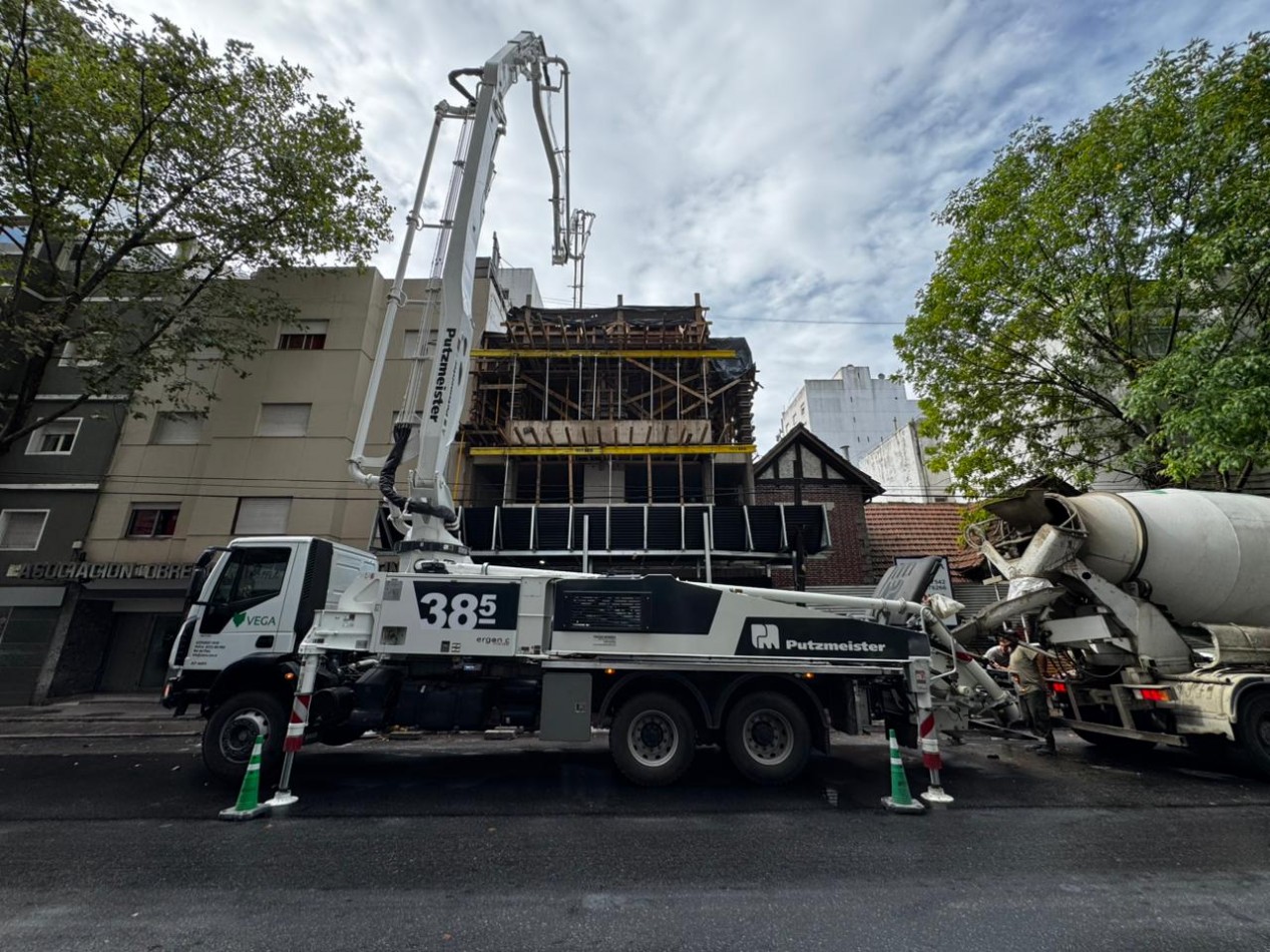 VENTA DEPARTAMENTOS 2 AMBIENTES EN POZO EN PLAZA MITRE. MAR DEL PLATA