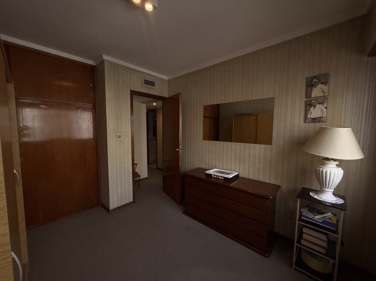 EXCLUSIVO PISO COMPLETO 4 AMBIENTES CON COCHERA Y MONOAMBIENTE - APTO CREDITO. MAR DEL PLATA