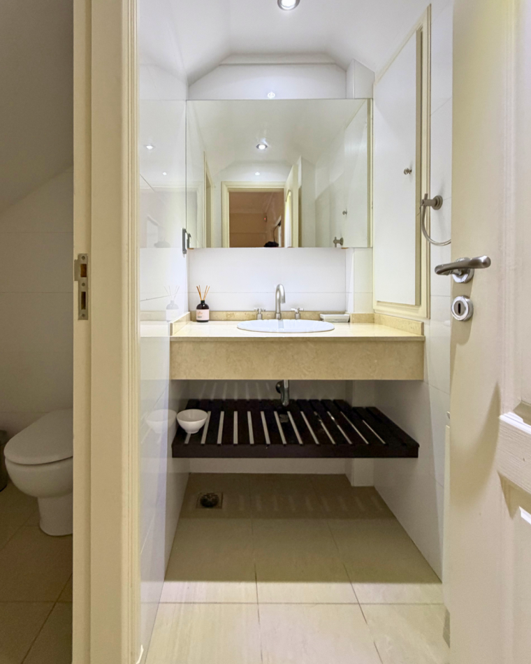 DUPLEX CUATRO AMBIENTES CON QUINCHO Y PARQUE A METROS DEL MAR  - PUNTA MOGOTES