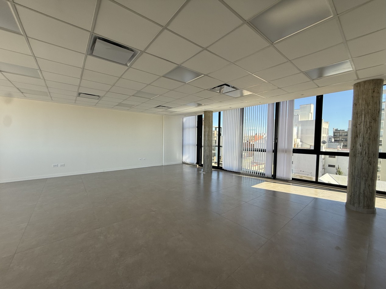 ALQUILER OFICINA A ESTRENAR DE 100 MTS- ZONA GUEMES. MAR DEL PLATA