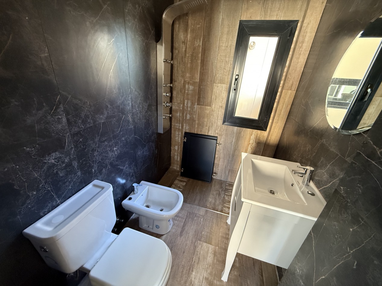 VENTA SEMIPISO 2 AMBIENTES A ESTRENAR CON COCHERA Y BAULERA - ZONA GUEMES. MAR DEL PLATA