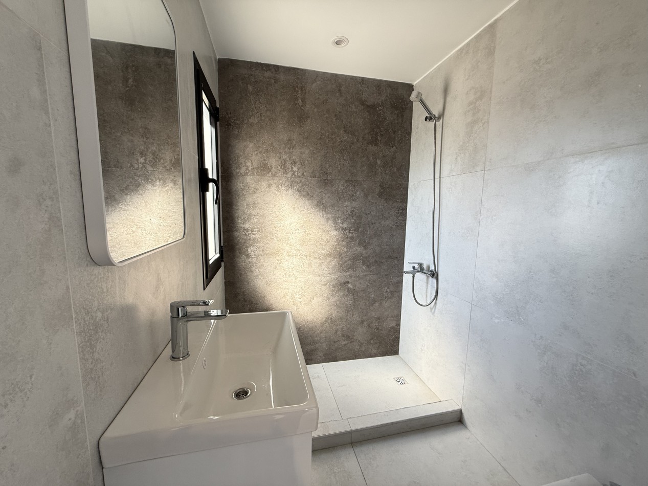 VENTA SEMIPISO 2 AMBIENTES A ESTRENAR CON COCHERA Y BAULERA - ZONA GUEMES. MAR DEL PLATA