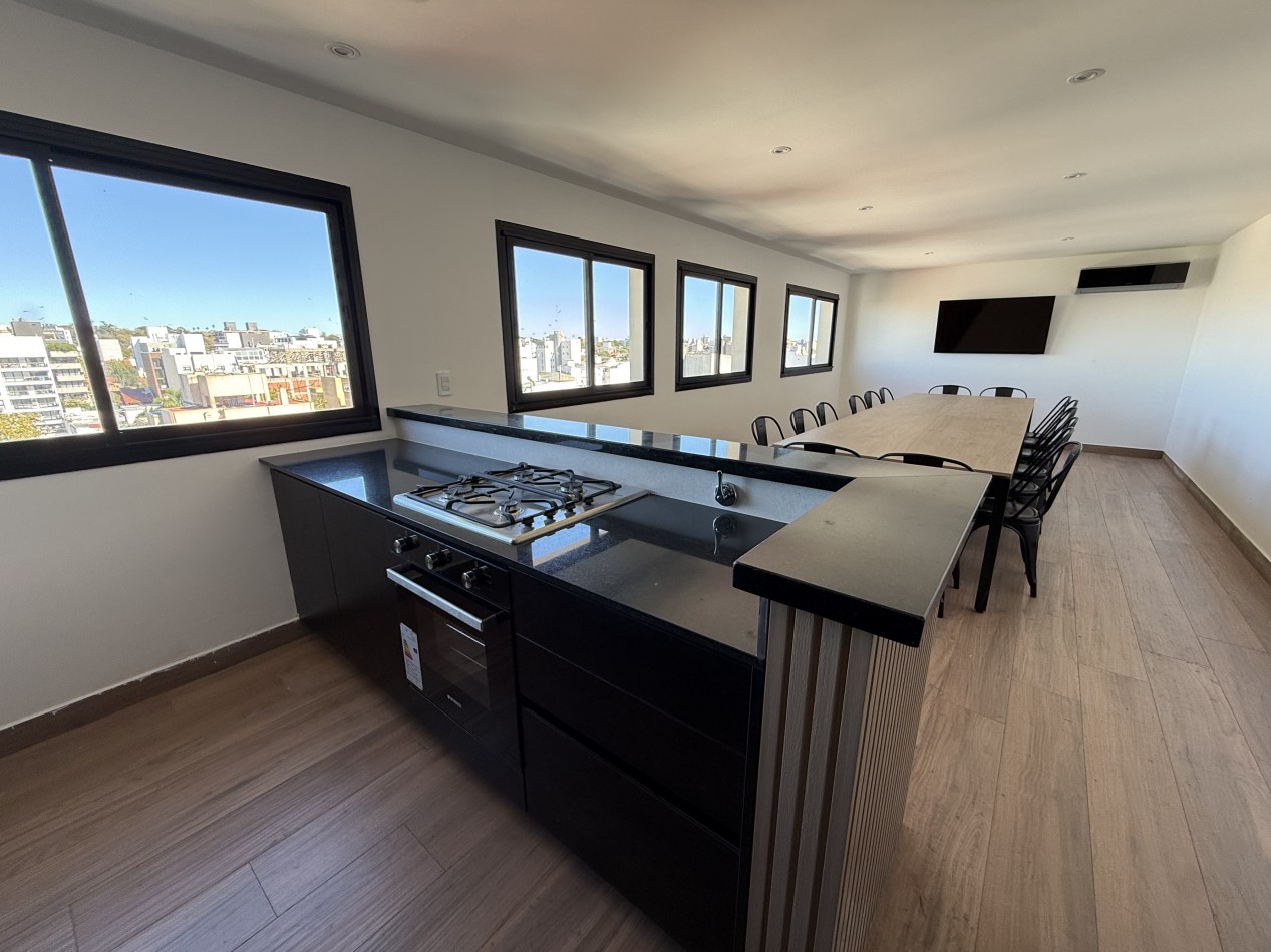 VENTA SEMIPISO 2 AMBIENTES A ESTRENAR CON COCHERA Y BAULERA - ZONA GUEMES. MAR DEL PLATA