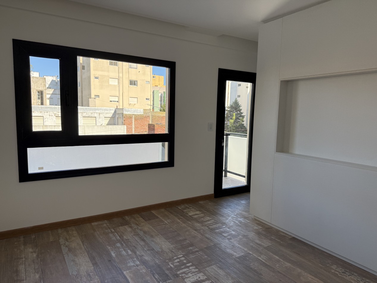 VENTA SEMIPISO 2 AMBIENTES A ESTRENAR CON COCHERA Y BAULERA - ZONA GUEMES. MAR DEL PLATA