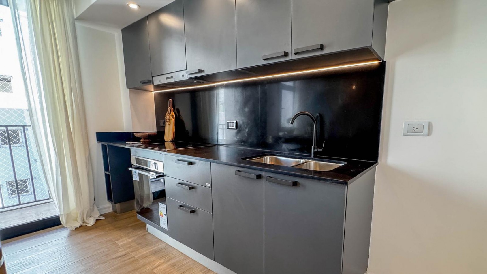 VENTA DEPARTAMENTO 2 AMBIENTES A ESTRENAR CON BALCON EN SEMIPISO - ZONA PLAZA MITRE. MAR DEL PLATA