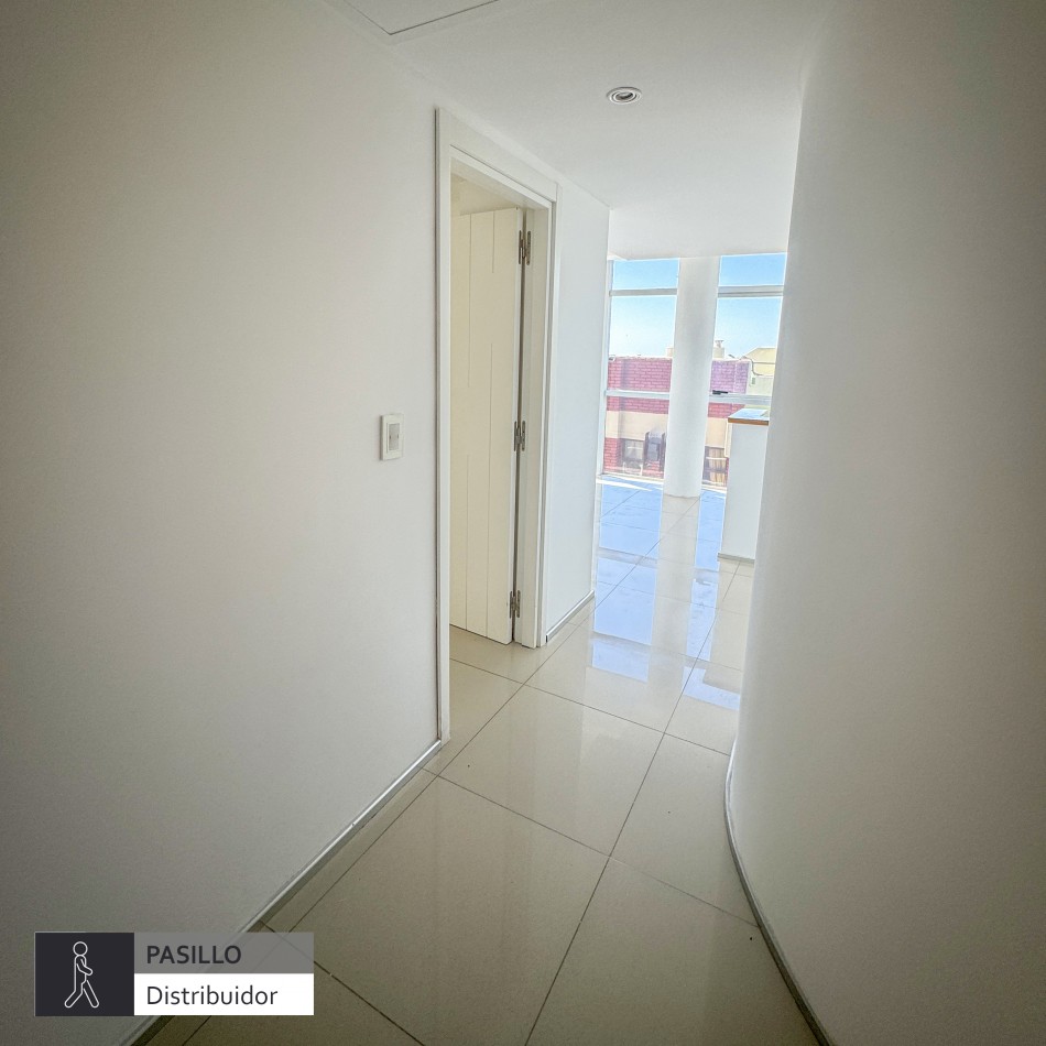 ALQUILER 24 MESES | SEMIPISO DE TRES AMBIENTES VISTA AL MAR - PLAYA CHICA