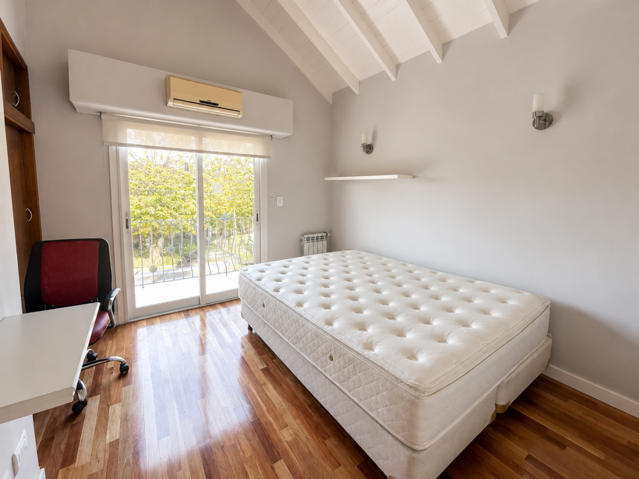 CASA DE CATEGORIA EN LO MEJOR DEL BARRIO SAN CARLOS. MAR DEL PLATA