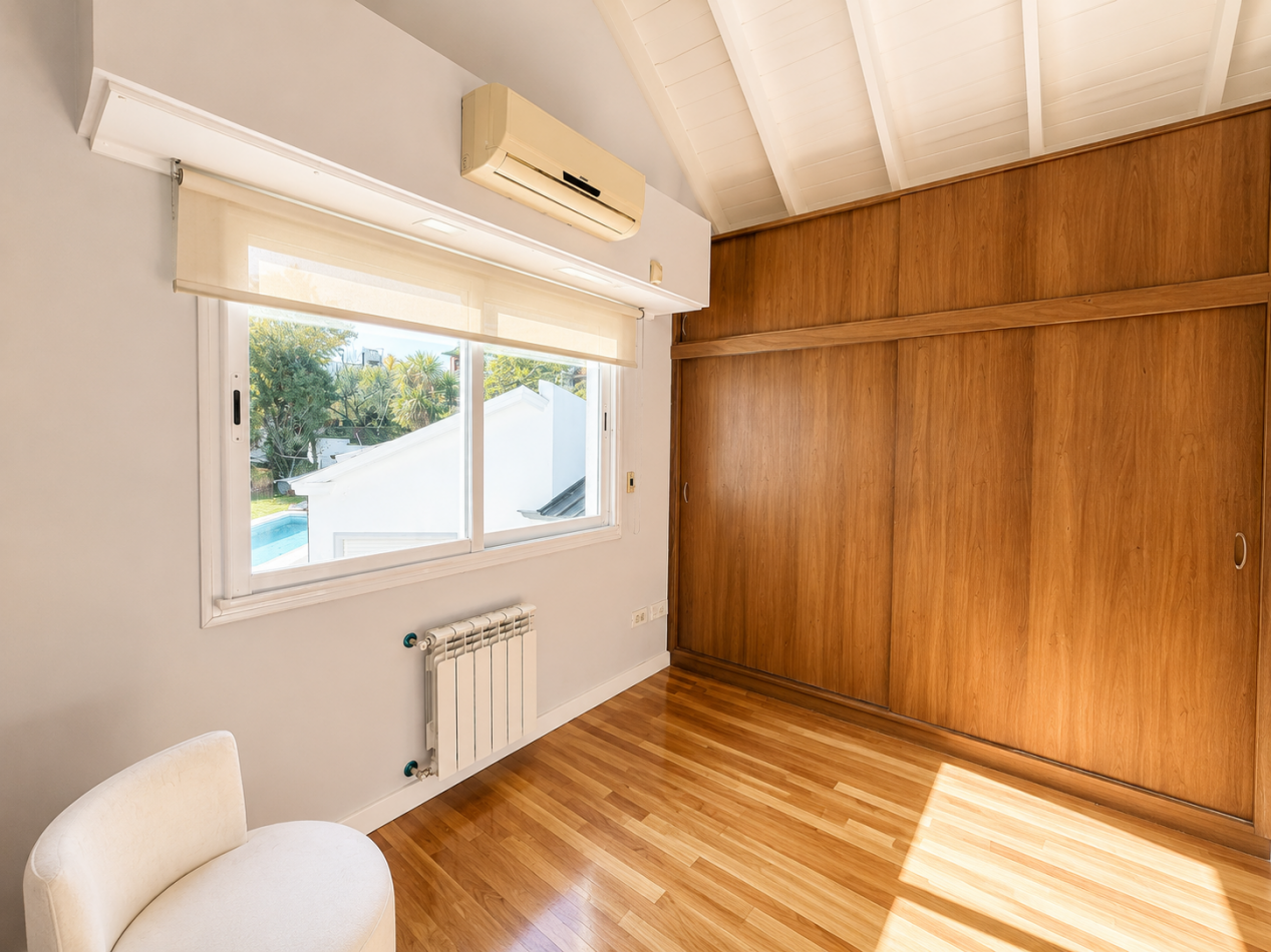 CASA DE CATEGORIA EN LO MEJOR DEL BARRIO SAN CARLOS. MAR DEL PLATA