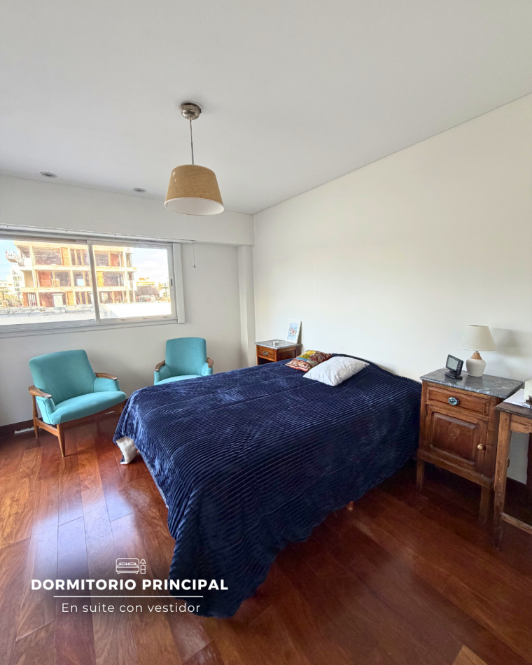PISO DE CUATRO AMBIENTES CON COCHERA, DOS BAULERAS, PISCINA Y QUINCHO. MAR DEL PLATA 