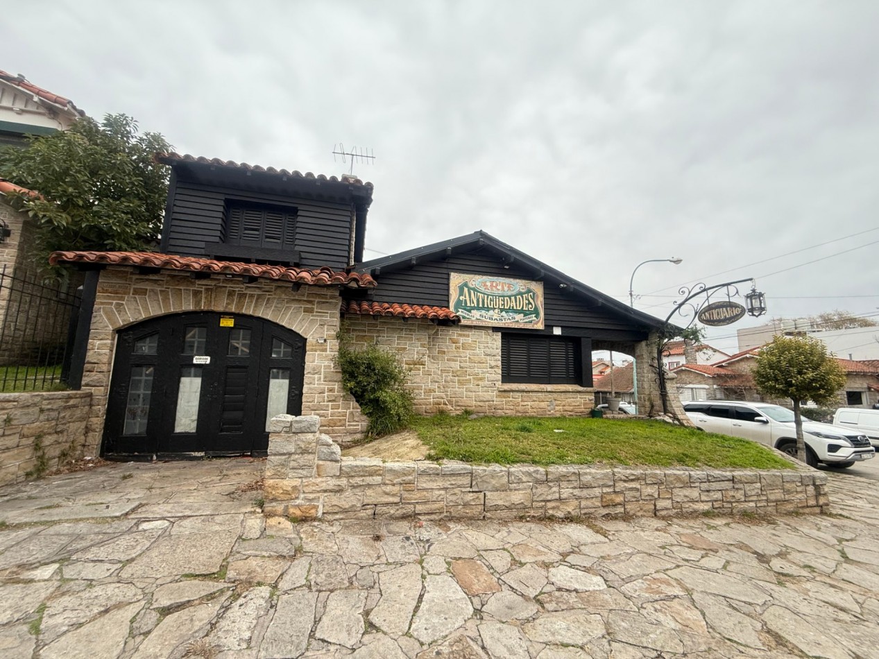 ALQUILER CLASICO CHALET EN ESQUINA USO COMERCIAL-PROFESIONAL ZONA GUEMES. MAR DEL PLATA