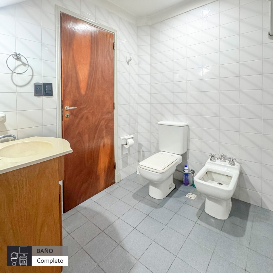 CASA EN VENTA 4 AMBIENTES CON PLAYROOM EN BARRIO SAN JOSE