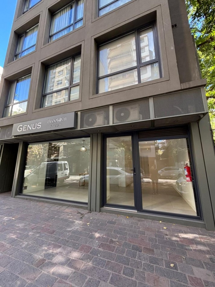 MODERNO LOCAL EN VENTA EN MACROCENTRO CON RENTA. MAR DEL PLATA