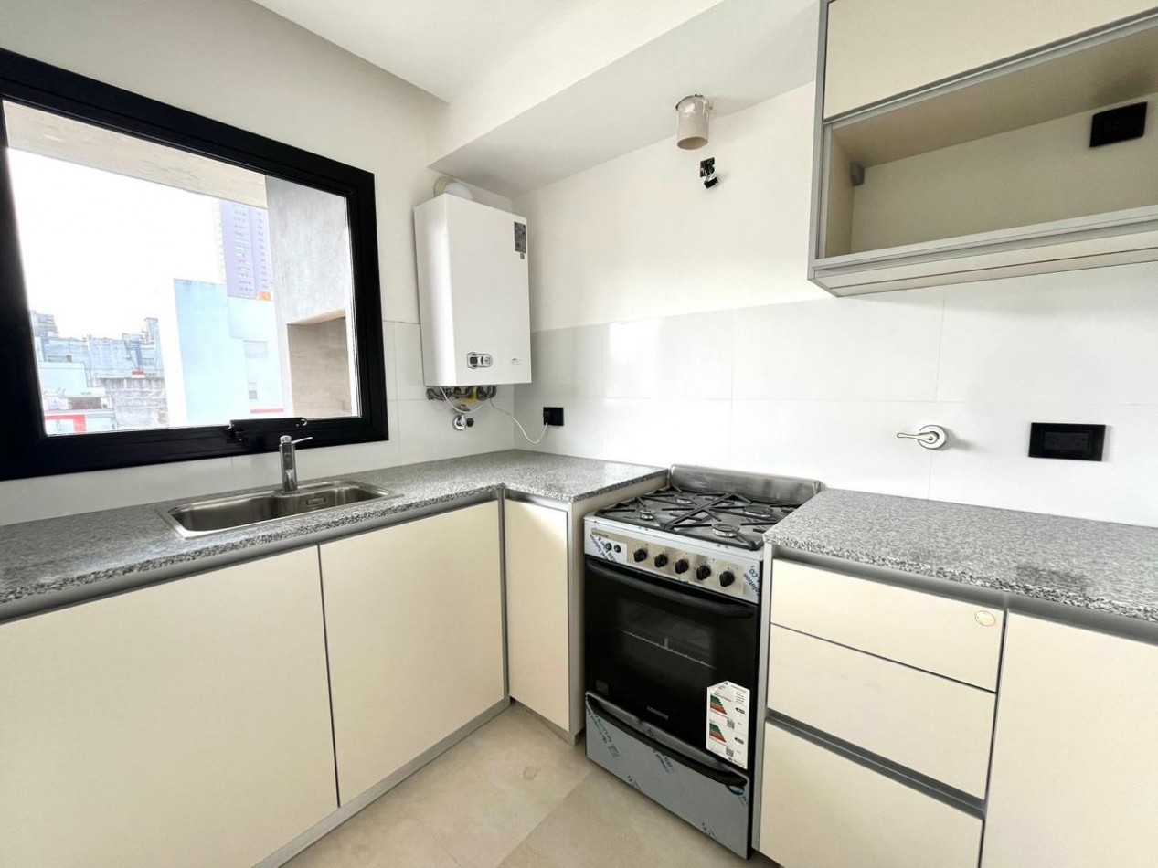 DEPARTAMENTO 2 AMBIENTES A ESTRENAR CON BALCON Y PARRILLA - ZONA ALDREY