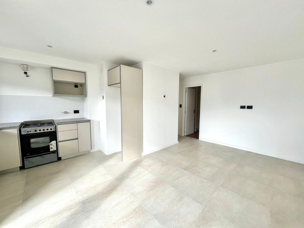 DEPARTAMENTO 2 AMBIENTES A ESTRENAR CON BALCON Y PARRILLA - ZONA ALDREY
