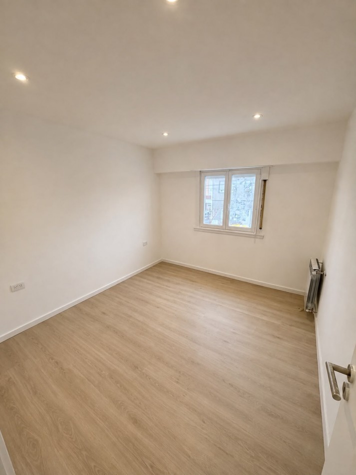 DUPLEX EN VENTA 3 AMBIENTES CON GARAJE Y TERRAZA PRIVADA EN CHAUVIN