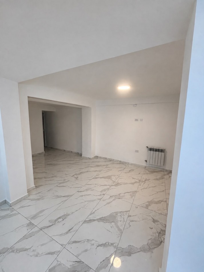 DUPLEX EN VENTA 3 AMBIENTES CON GARAJE Y TERRAZA PRIVADA EN CHAUVIN
