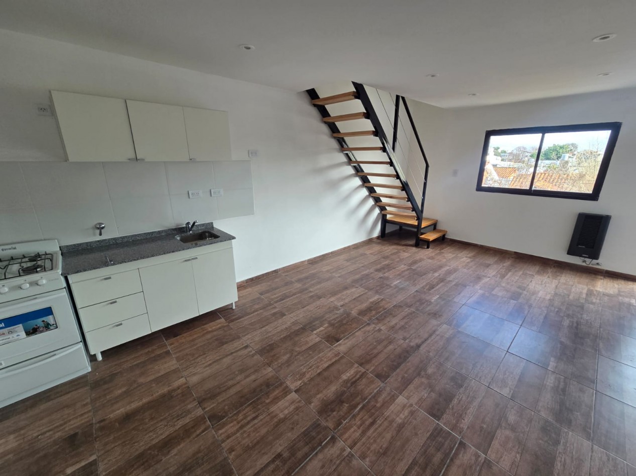 PH 3 AMBIENTES A ESTRENAR CON PATIO Y BALCON ZONA SAN JUAN