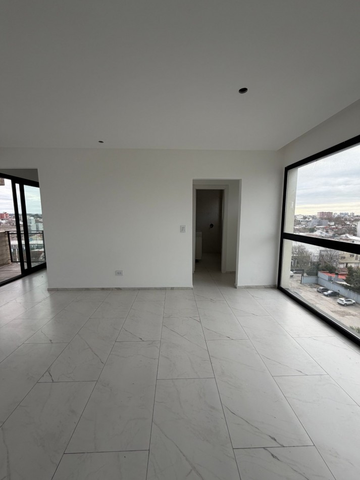 DEPARTAMENTO DOS AMBIENTES CON BALCON Y VISTAS ABIERTAS. SAN JOSE 