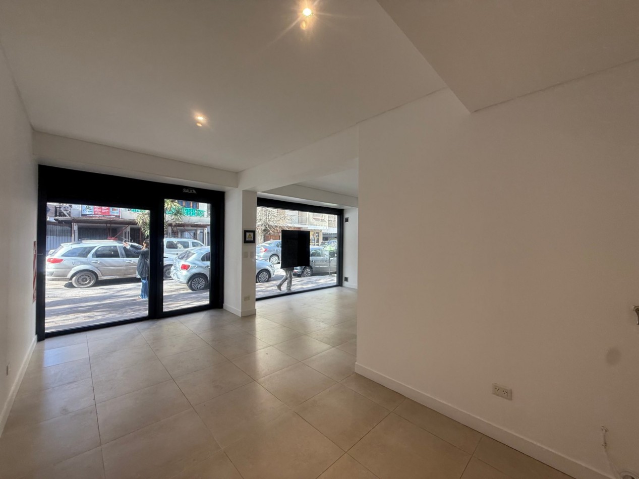 LOCAL COMERCIAL EN ALQUILER EN ZONA MACROCENTRO. MAR DEL PLATA